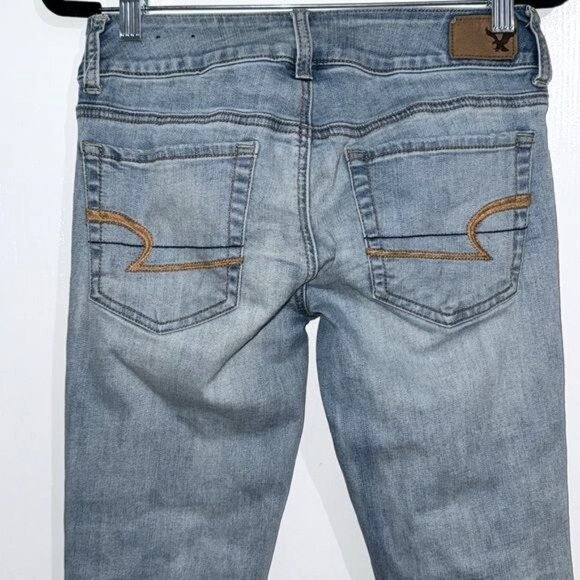 American Eagle Outfitters Artist Flare Super Stretch Distressed Jeans Size 2 - Picture 7 of 10